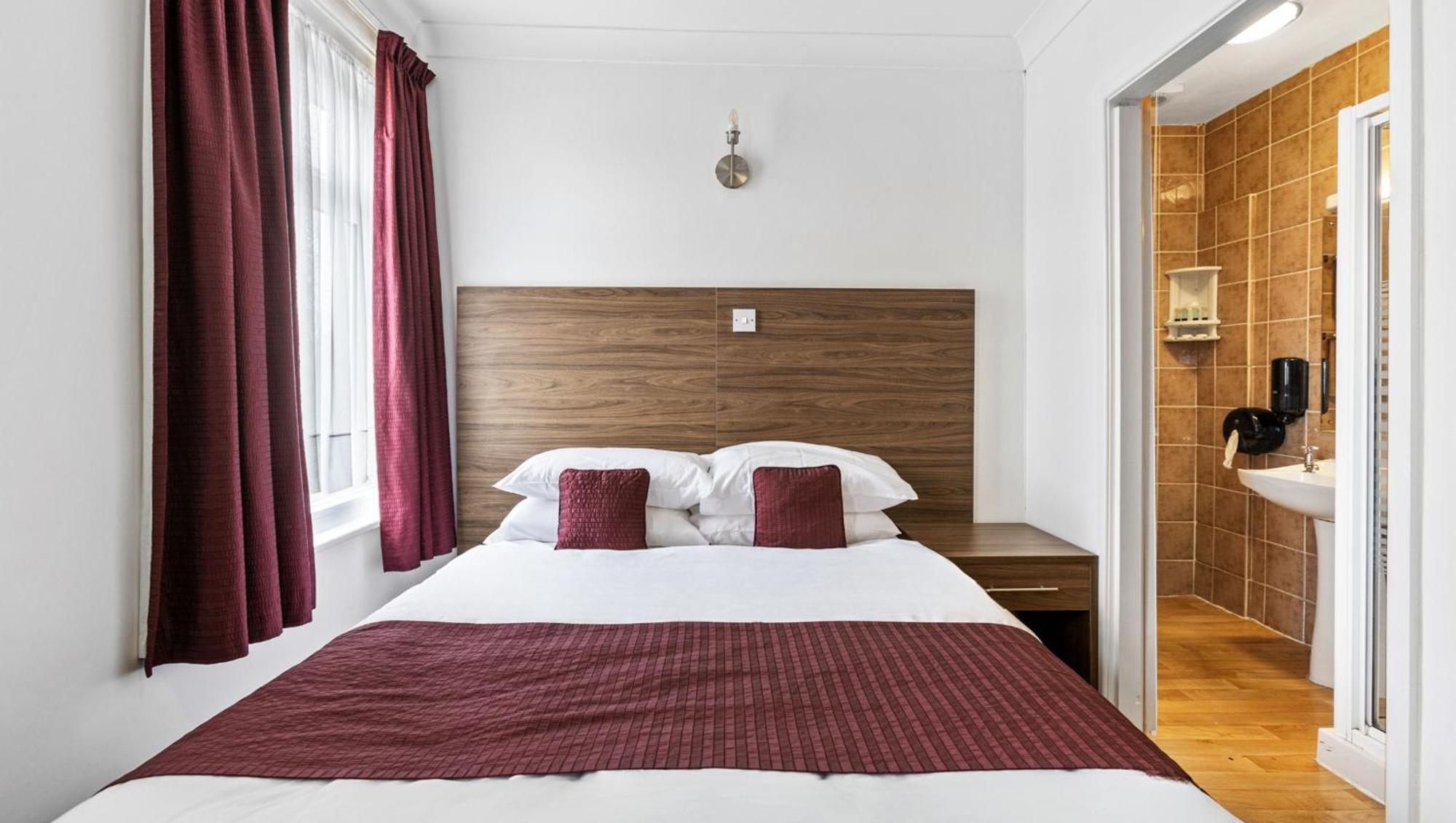 Small Double Room